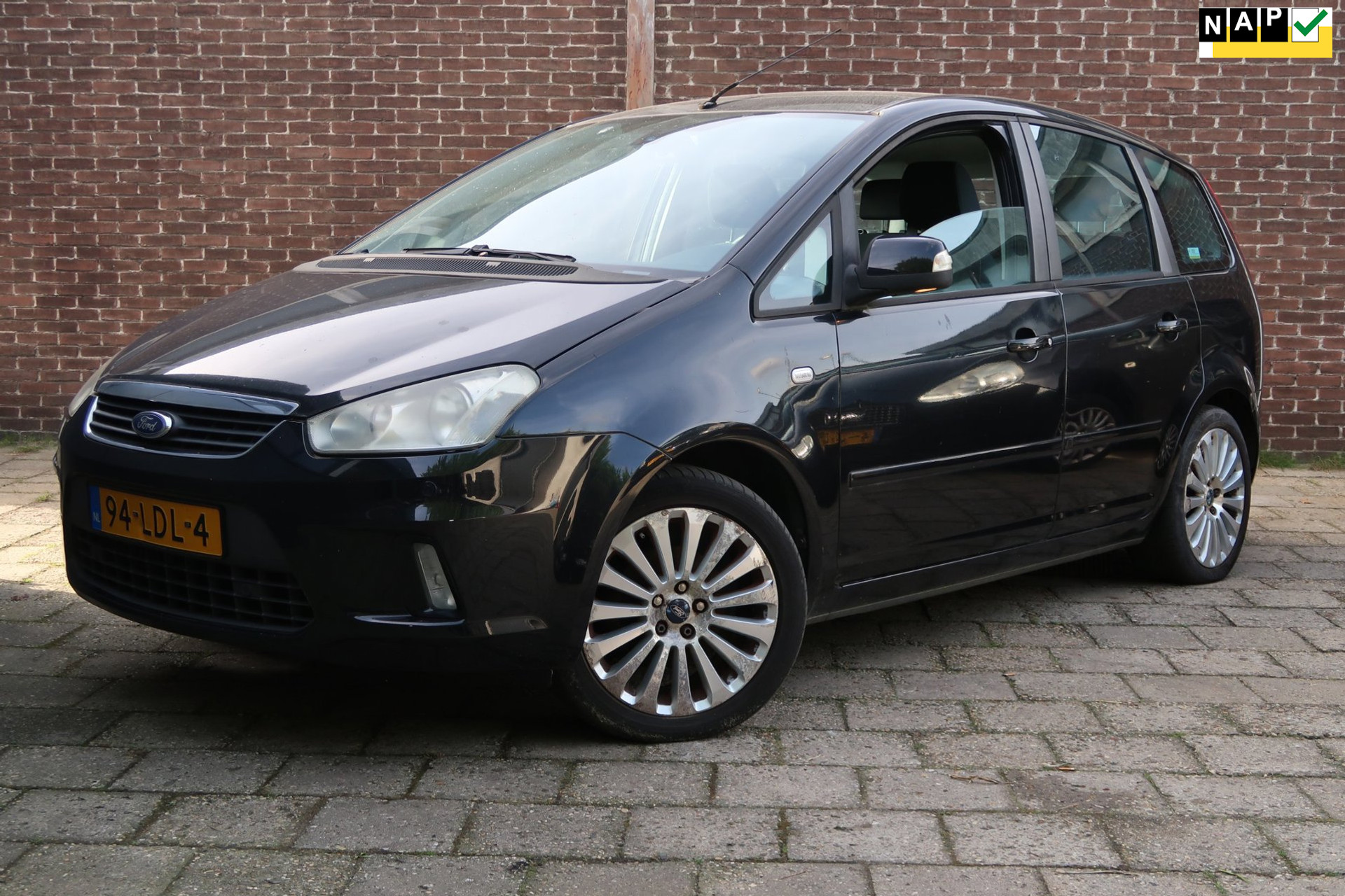 Ford C-MAX 1.8-16V Titanium *Rijklaarprijs *Trekhaak *APK *Climate control 40384422-0.jpg | Kose Autos