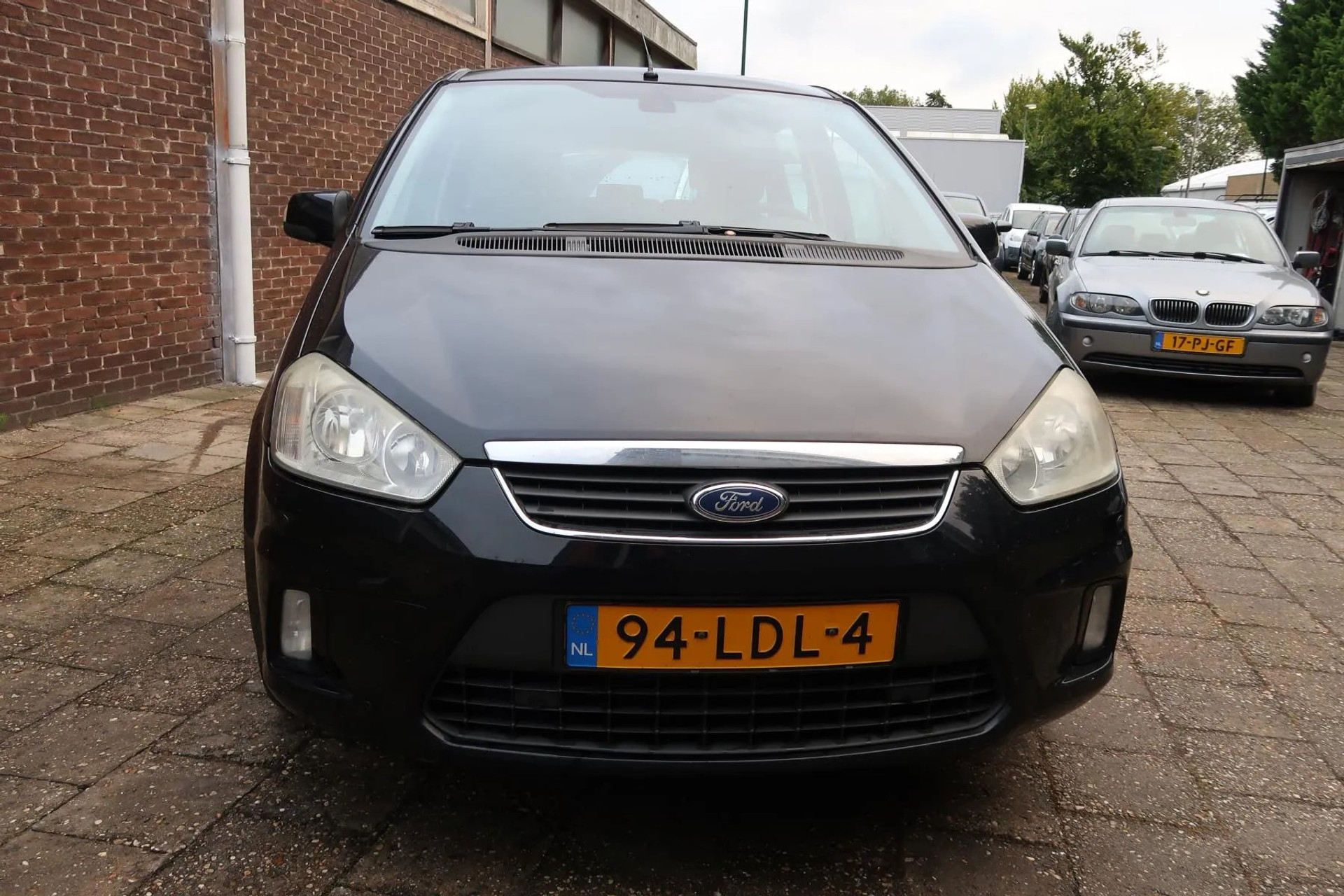 Ford C-MAX 1.8-16V Titanium *Rijklaarprijs *Trekhaak *APK *Climate control 40384422-1.jpg | Kose Autos