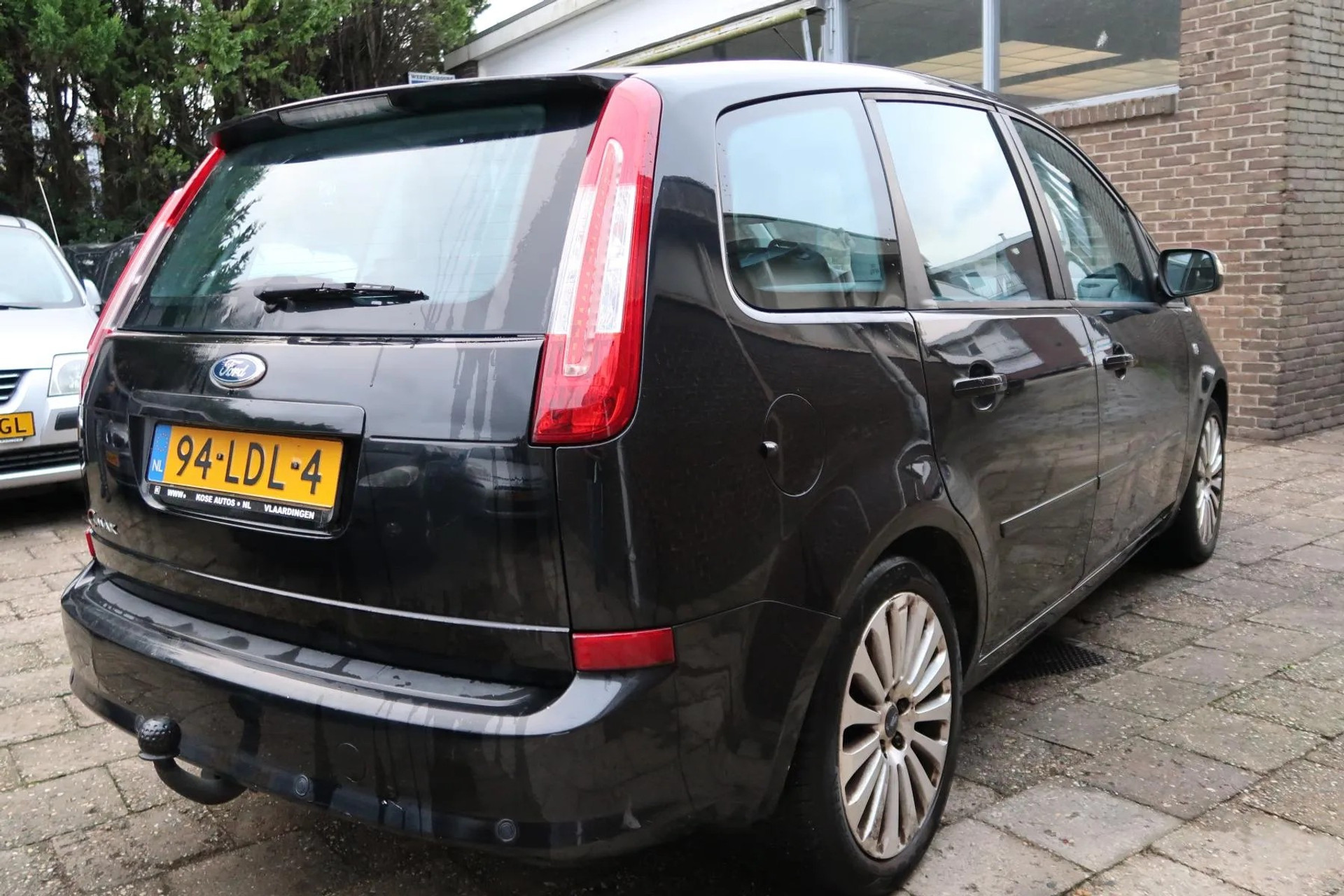 Ford C-MAX 1.8-16V Titanium *Rijklaarprijs *Trekhaak *APK *Climate control 40384422-3.jpg | Kose Autos