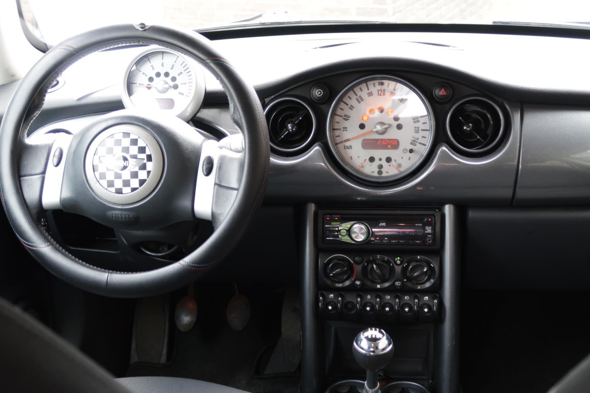 MINI Cooper Mini 1.6 *Rijklaarprijs *Airco *Onderhouden 44393209-2.jpg | Kose Autos
