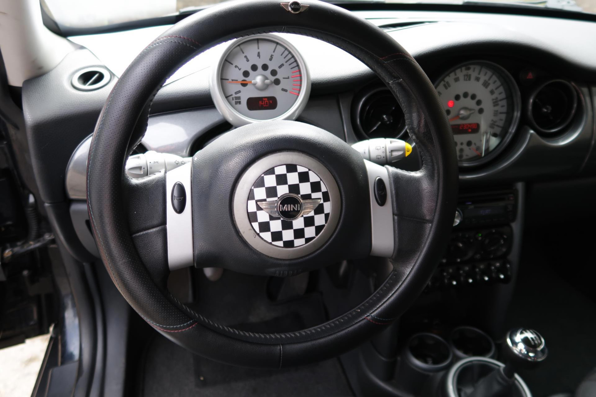 MINI Cooper Mini 1.6 *Rijklaarprijs *Airco *Onderhouden 44393209-3.jpg | Kose Autos