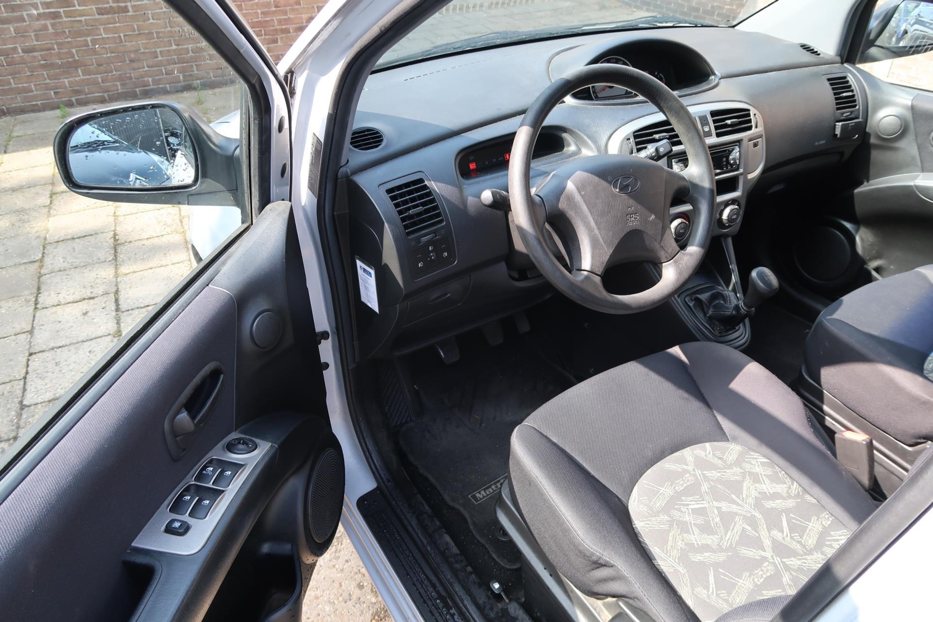 Hyundai Matrix 1.6i Silver Edition *Rijklaarprijs *Hoge instap *NAP *Airco *Trekhaak 46645283-2.jpg | Kose Autos