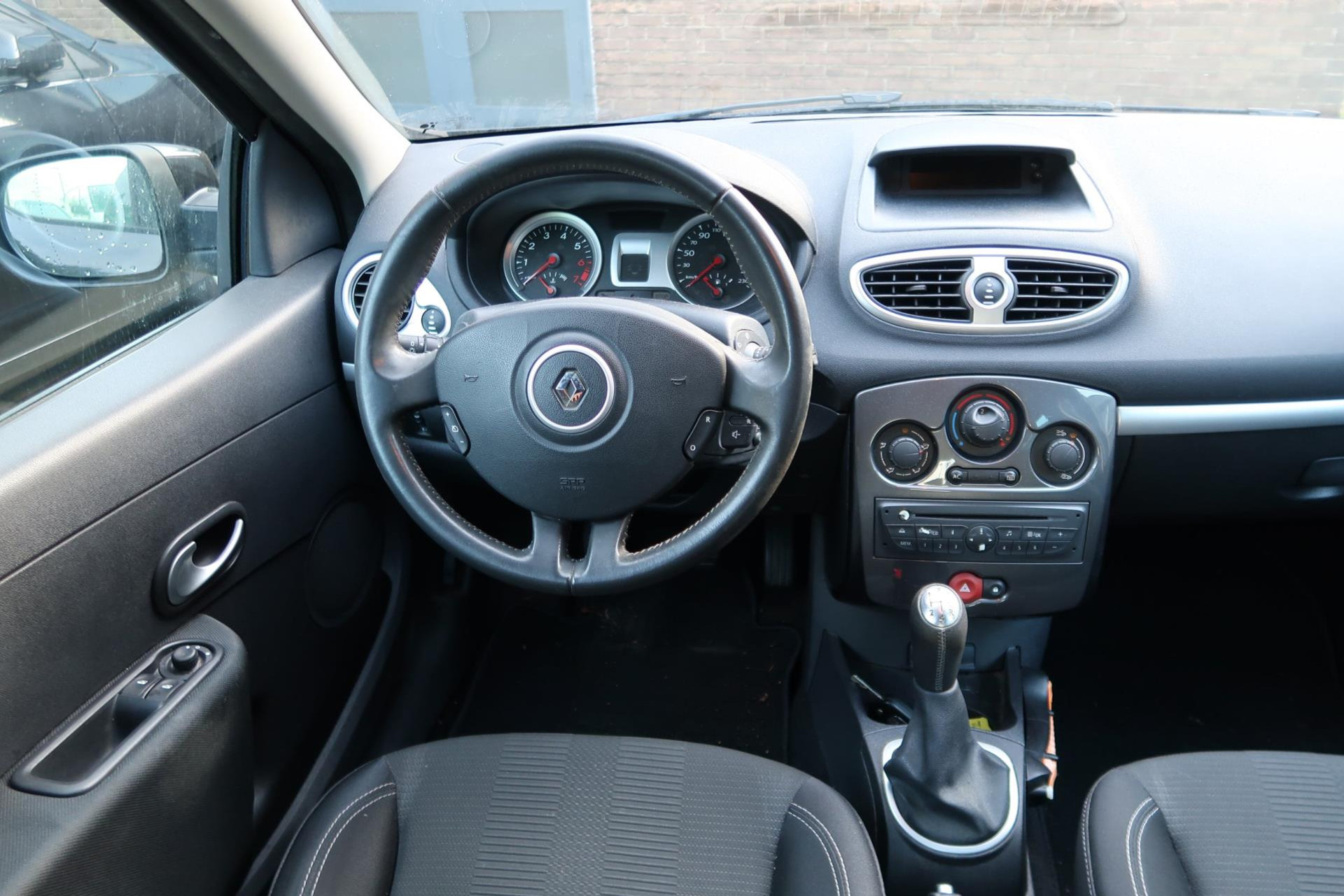 Renault Clio 1.2 Collection *Rijklaarprijs *Airco *NAP 49404597-3.jpg | Kose Autos