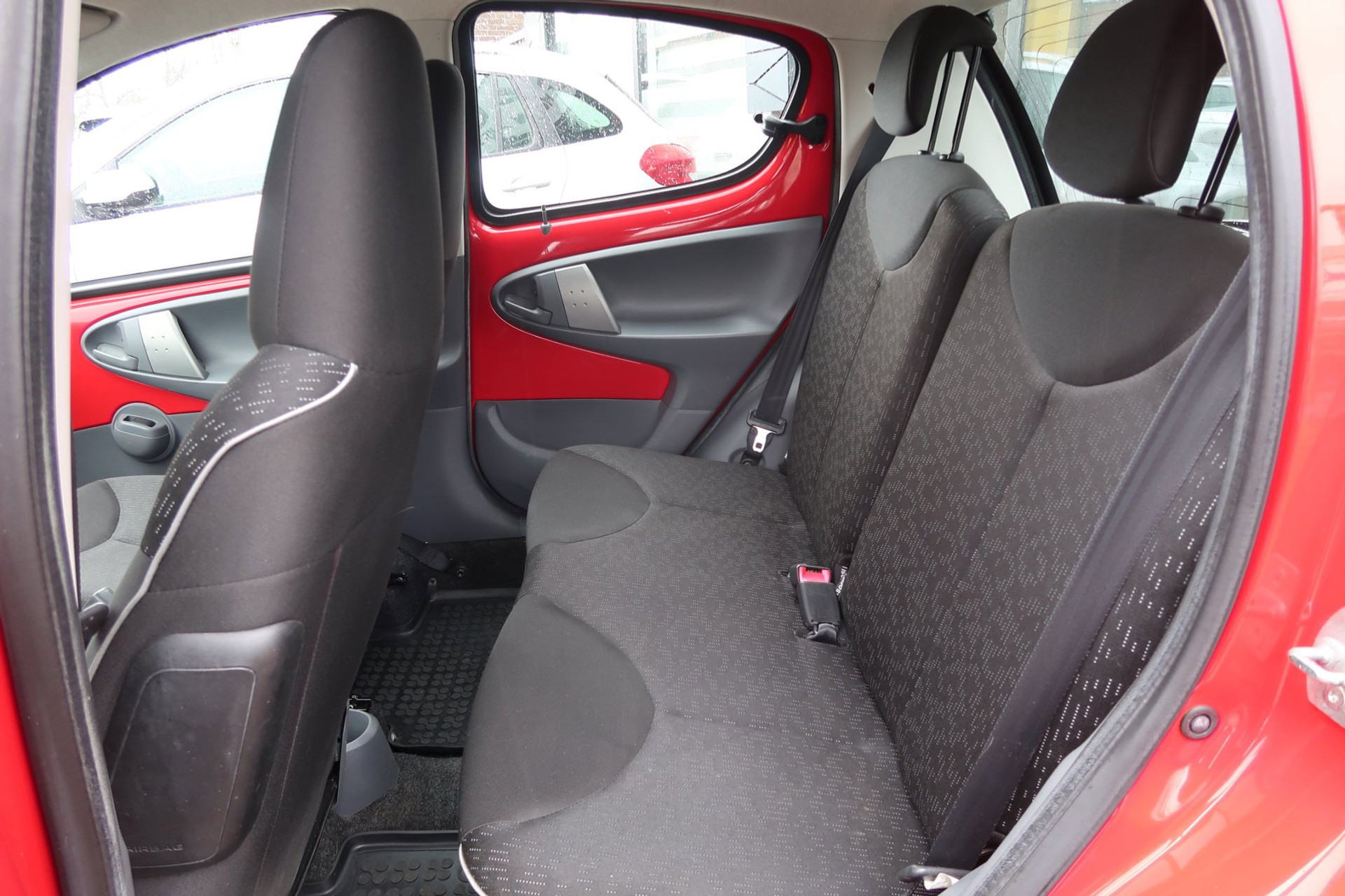 Peugeot 107 1.0-12V XS *Rijklaarprijs *AUTOMAAT *AIRCO 50998858-3.jpg | Kose Autos