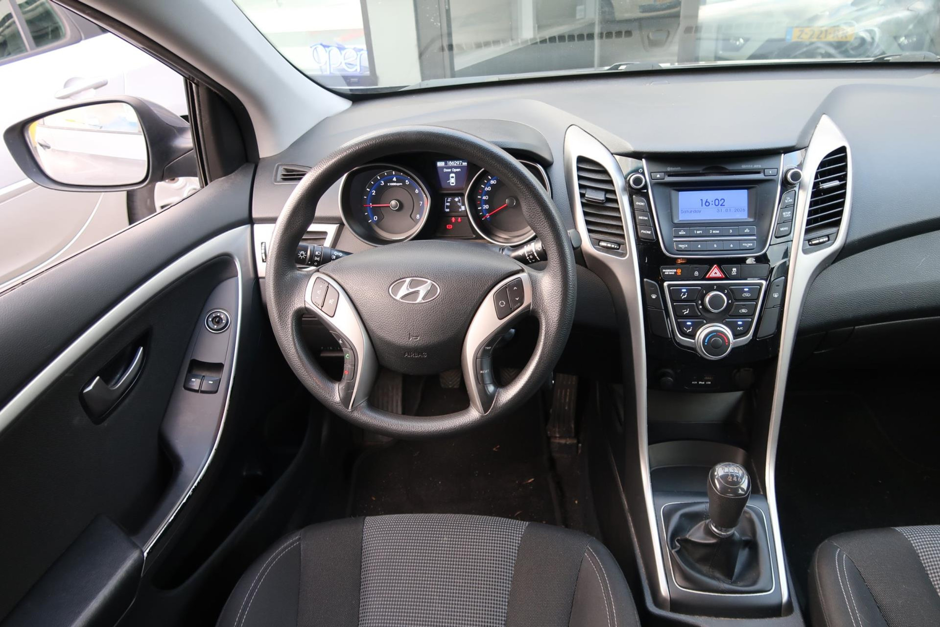 Hyundai i30 1.6 GDI i-Drive Cool Plus 51026737-3.jpg | Kose Autos