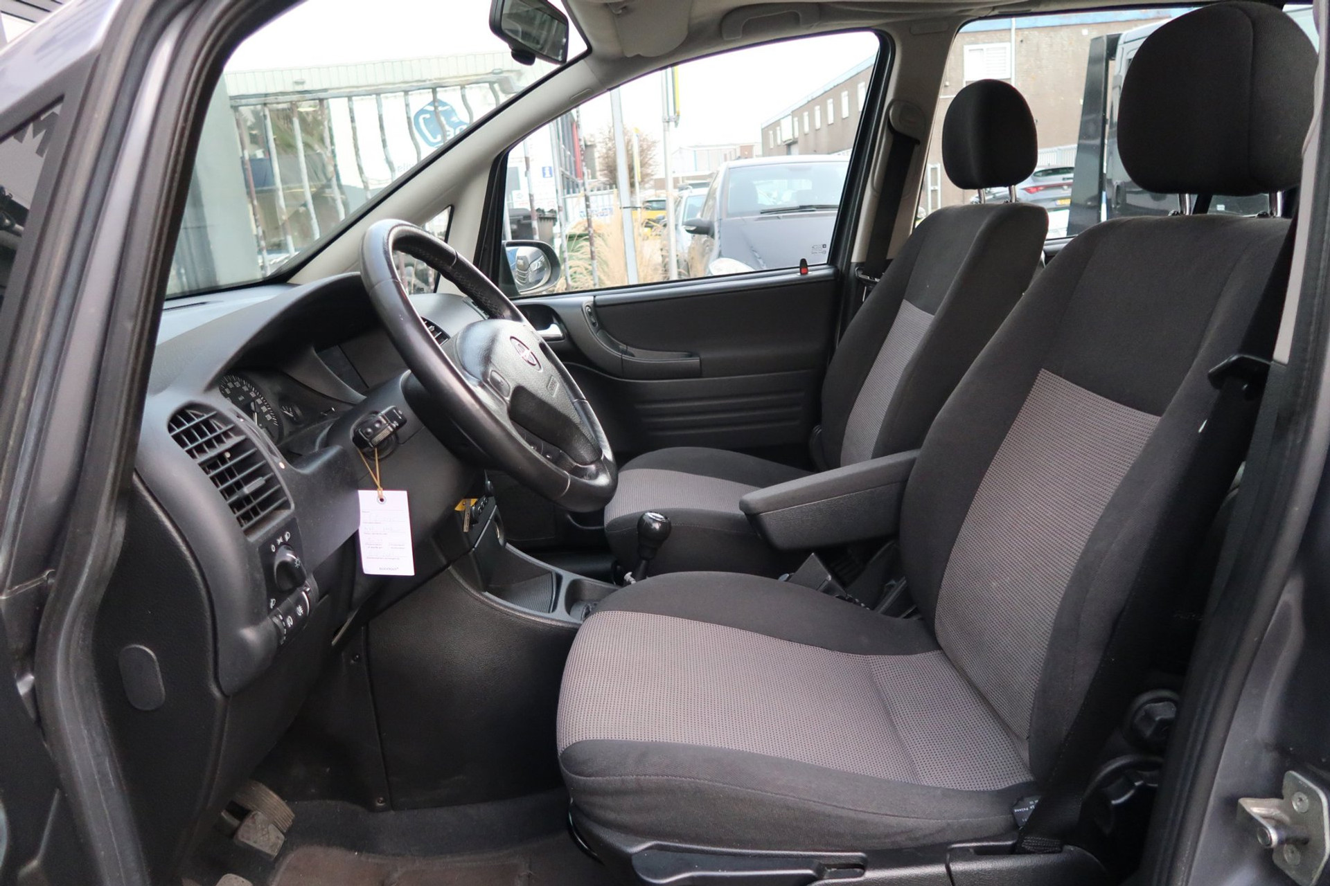 Opel Zafira 1.6-16V Maxx 51865209-2.jpg | Kose Autos