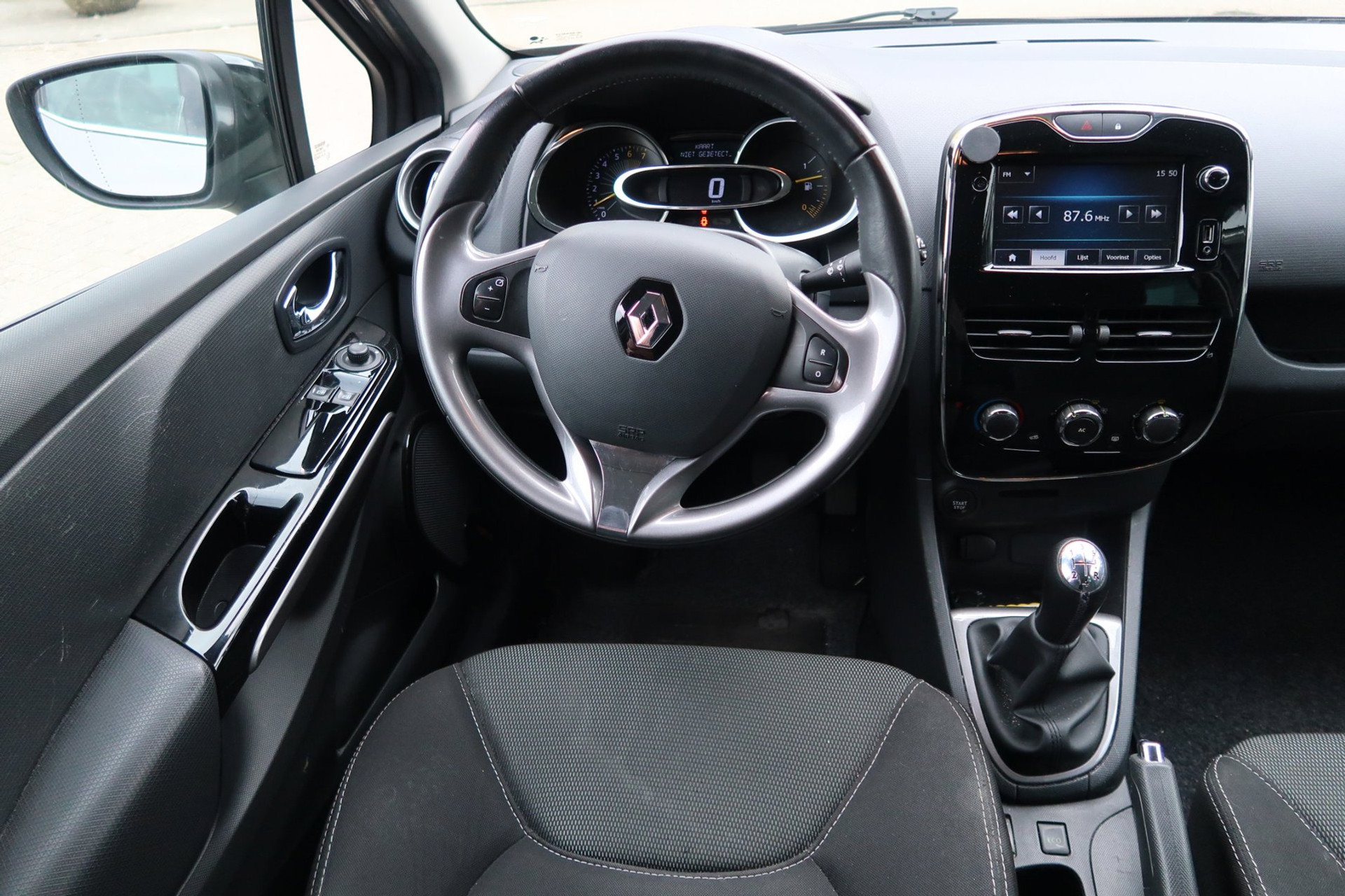 Renault Clio Estate 0.9 TCe Night&Day 52530998-4.jpg | Kose Autos