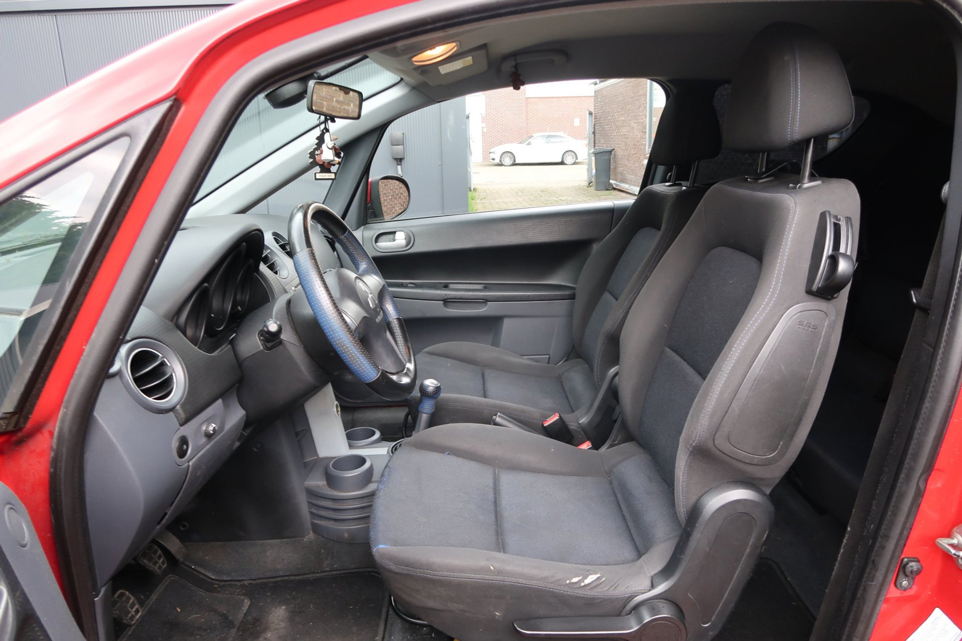 Mitsubishi Colt 1.5 QS Ninety *Rijklaarprijs *AIRCO *Sport 53973131-2.jpg | Kose Autos