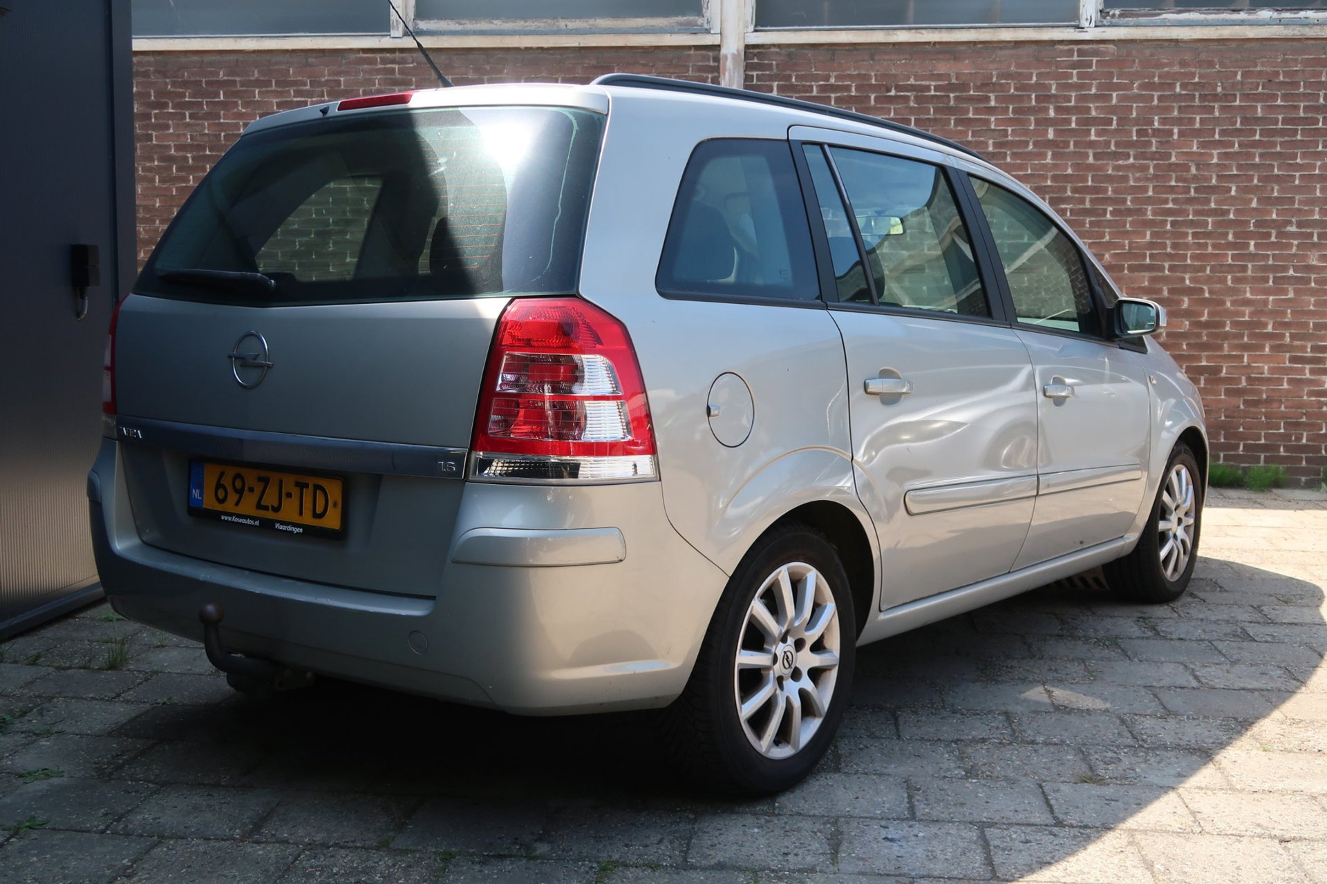 Opel Zafira 1.6 Temptation *Rijklaarprijs *2e eigenaar *7persoons 54893040-1.jpg | Kose Autos