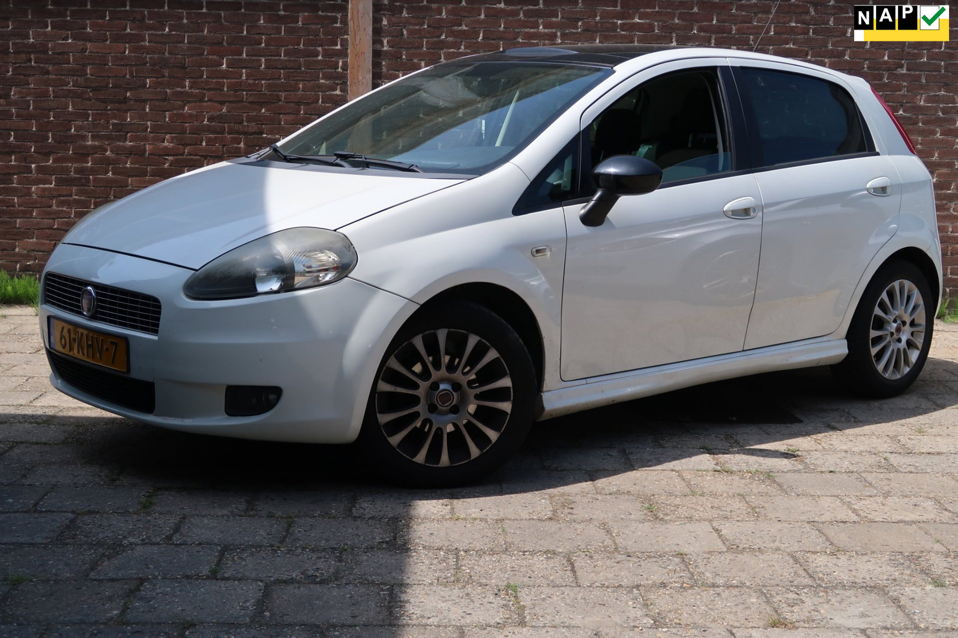 Fiat Grande Punto 1.4 NeroBianco 54893857-0.jpg | Kose Autos