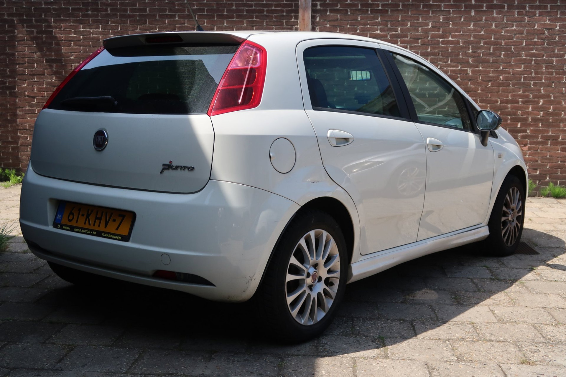 Fiat Grande Punto 1.4 NeroBianco 54893857-1.jpg | Kose Autos