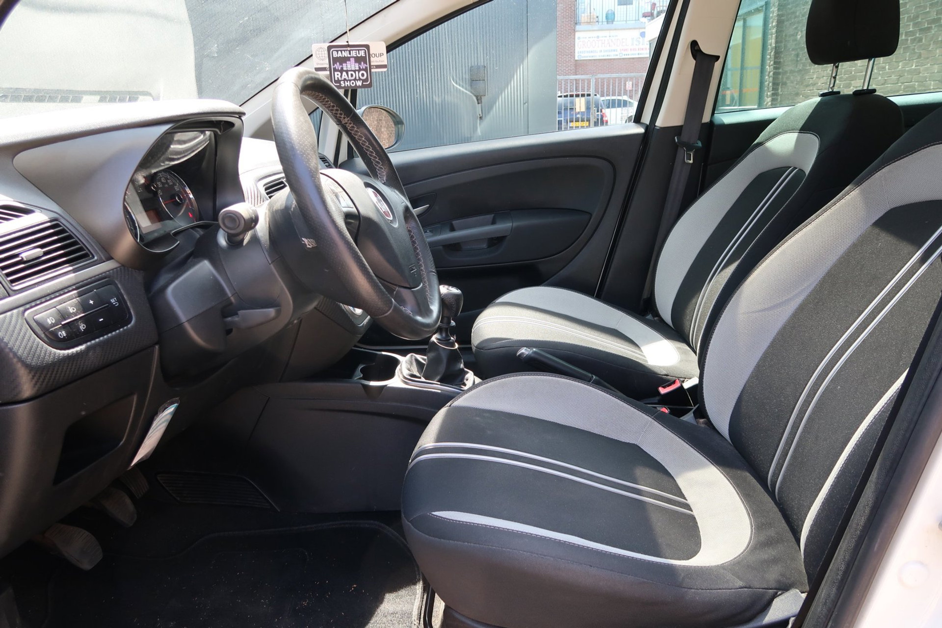 Fiat Grande Punto 1.4 NeroBianco 54893857-2.jpg | Kose Autos