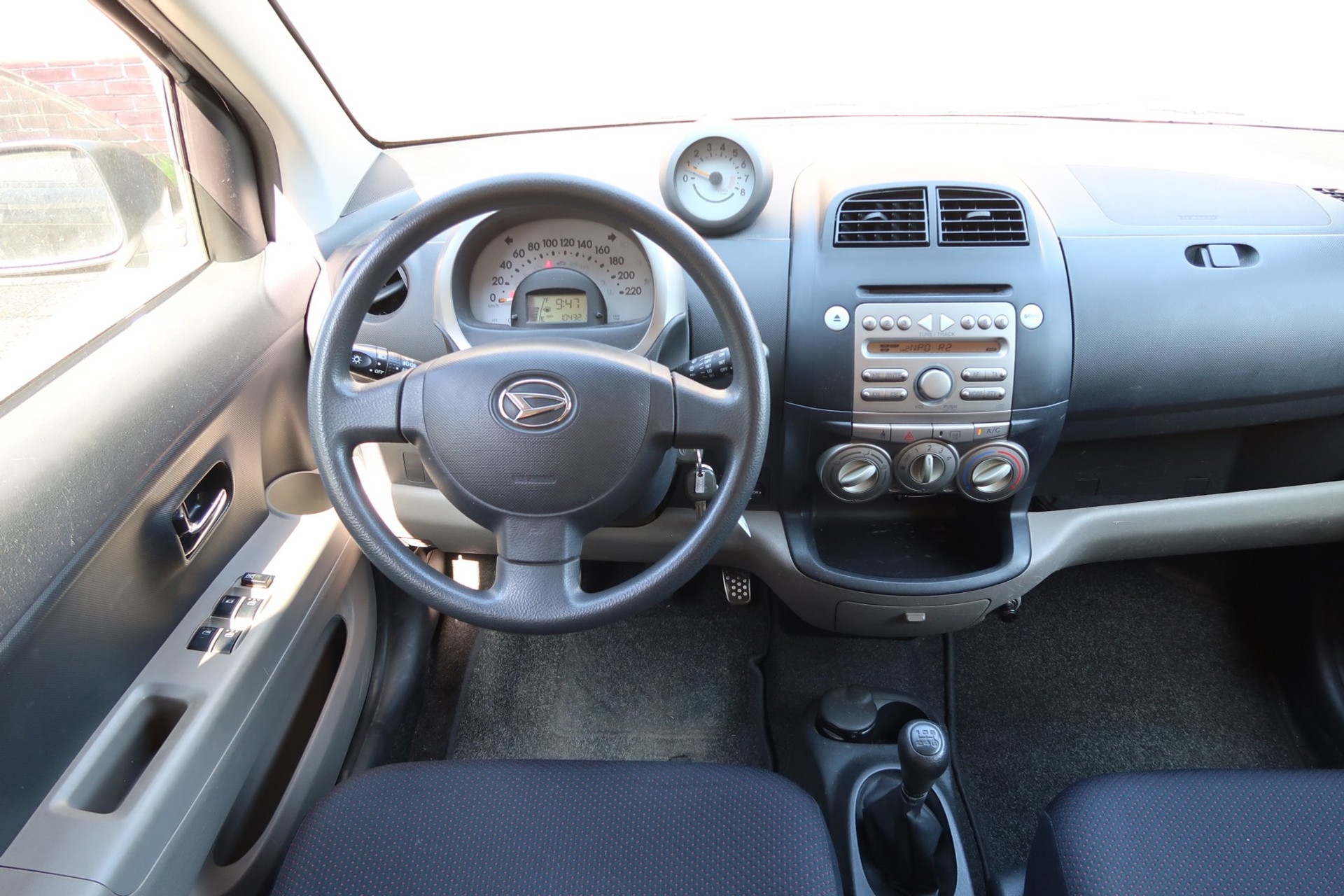 Daihatsu Sirion 2 1.3-16V Comfort *Rijklaarprijs *Airco *2e eigenaar 54911719-3.jpg | Kose Autos