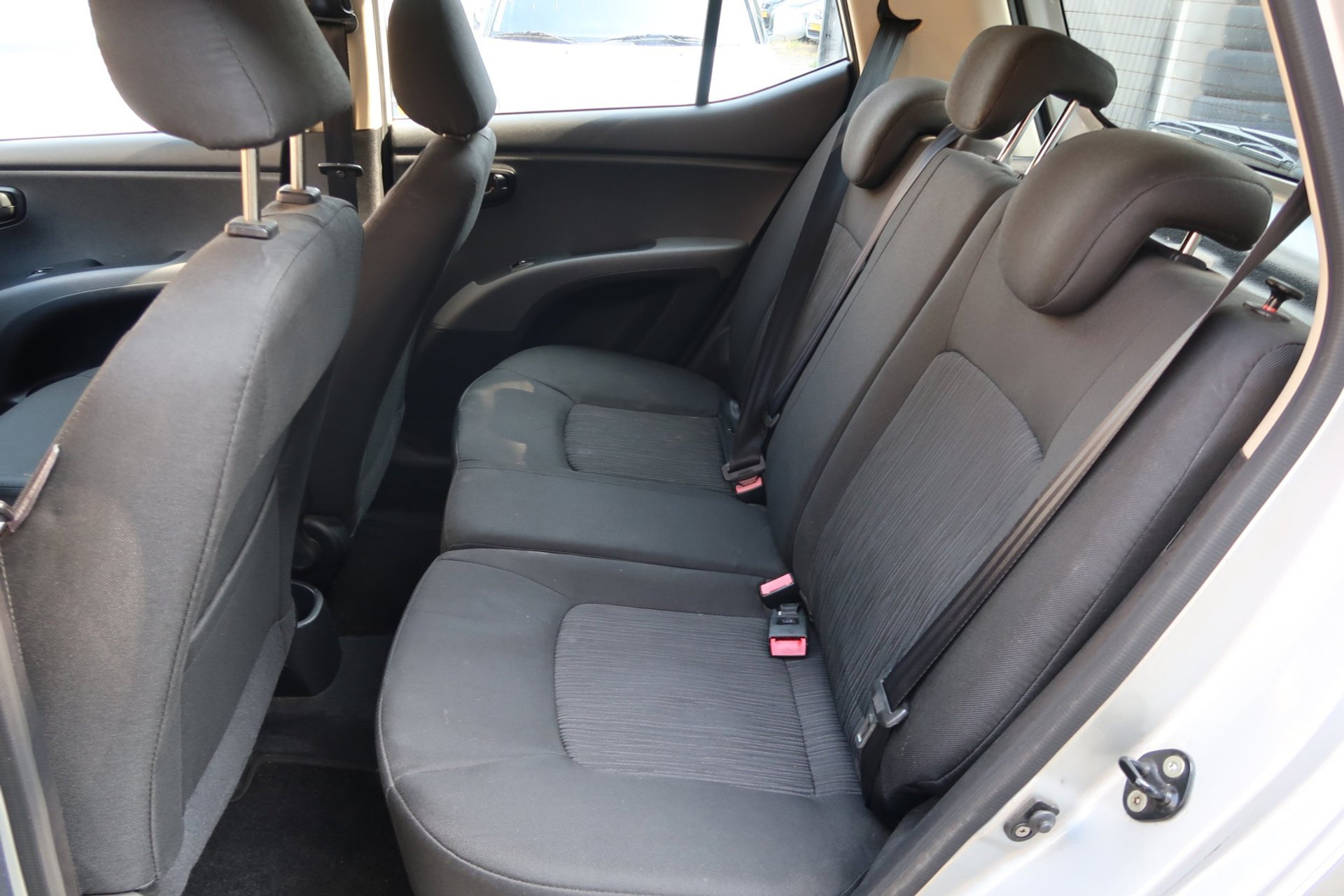 Hyundai i10 1.2 i-Motion *Rijklaarprijs *NAP *2e Eigenaar 55437175-4.jpg | Kose Autos