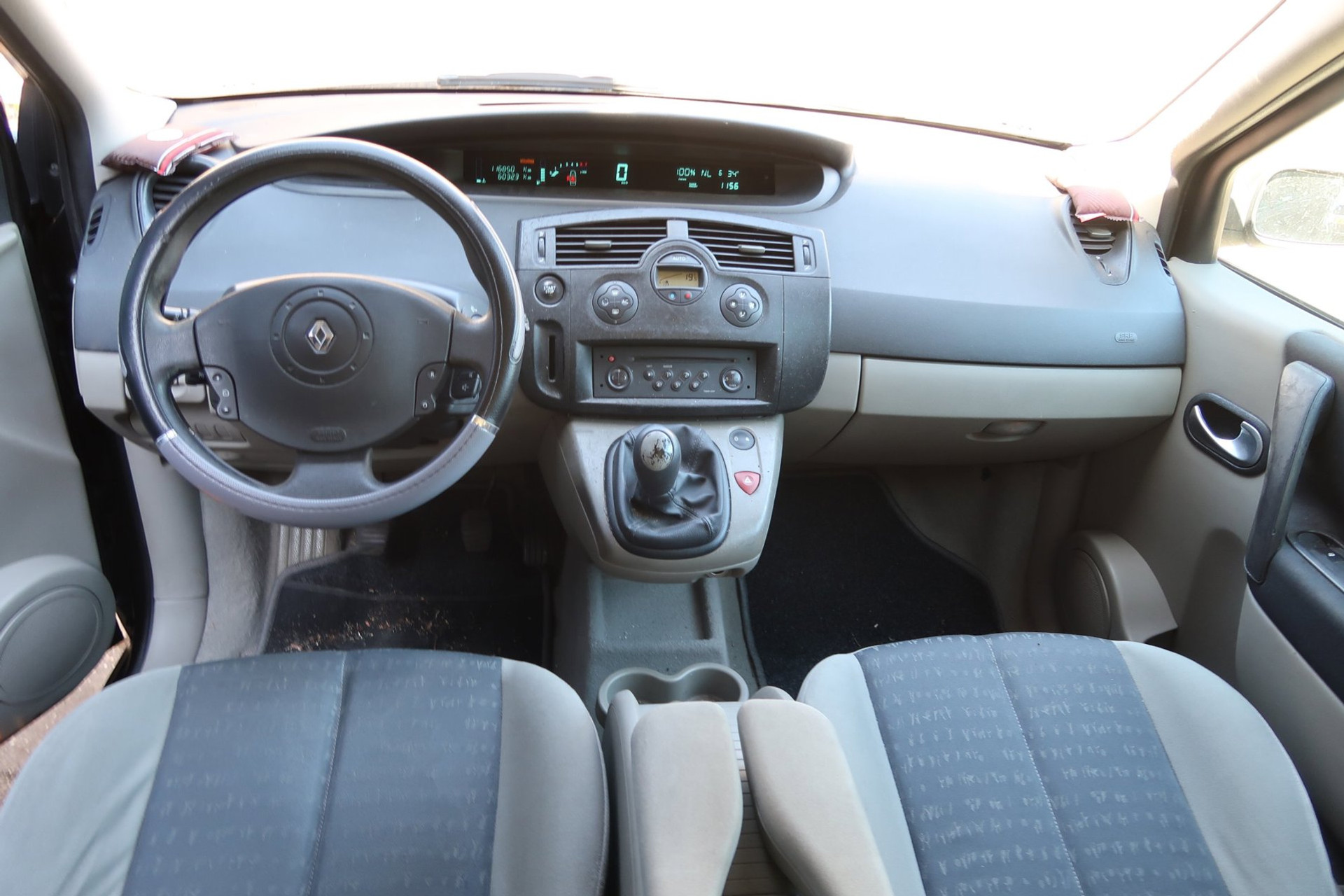 Renault Scénic 1.6-16V Privilège Comfort *Rijklaarprijs *APK *Airco 55911179-3.jpg | Kose Autos