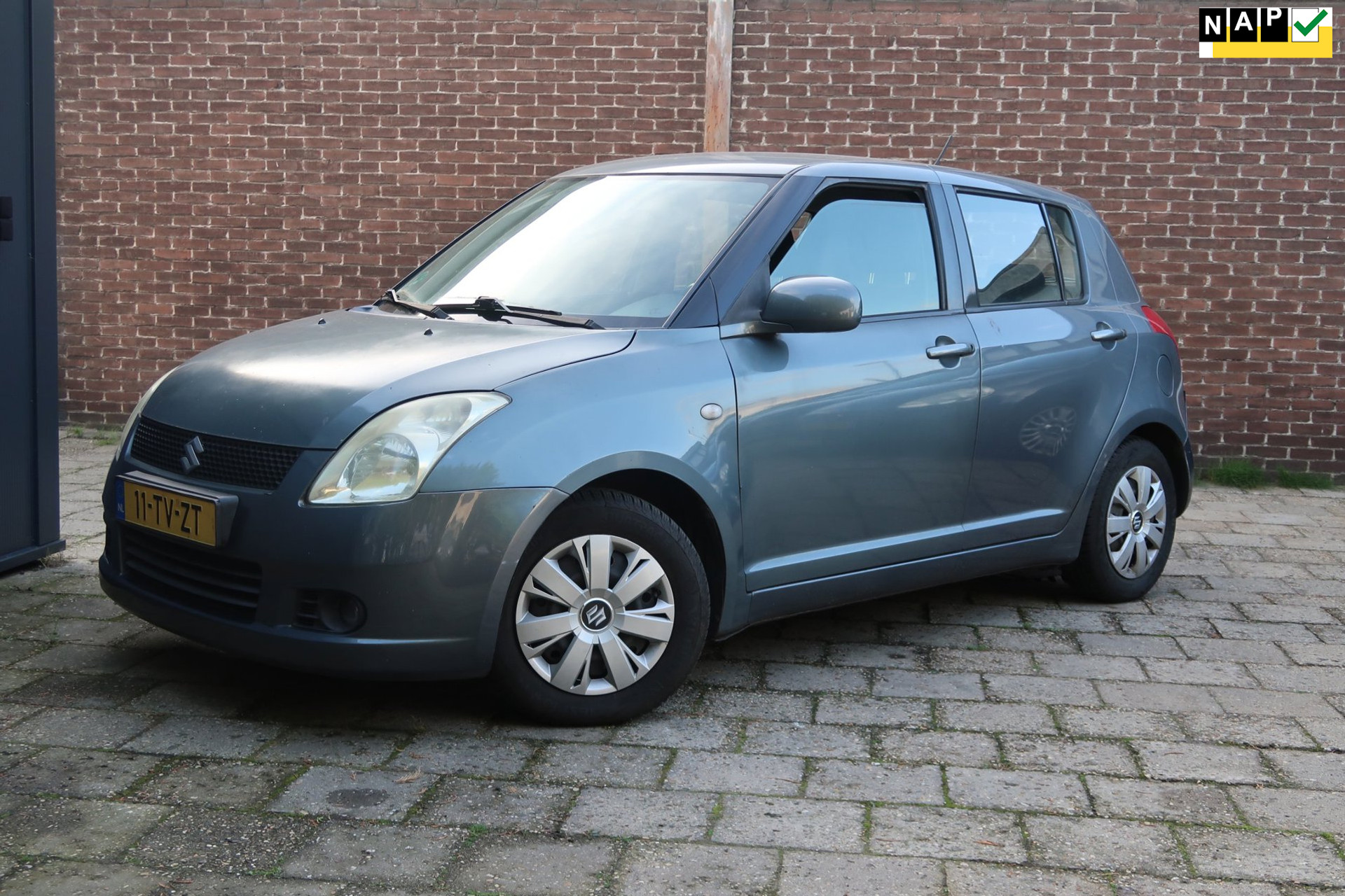 Suzuki Swift 1.3 Shogun *Zo meenemenprijs *AIRCO 56896223-0.jpg | Kose Autos