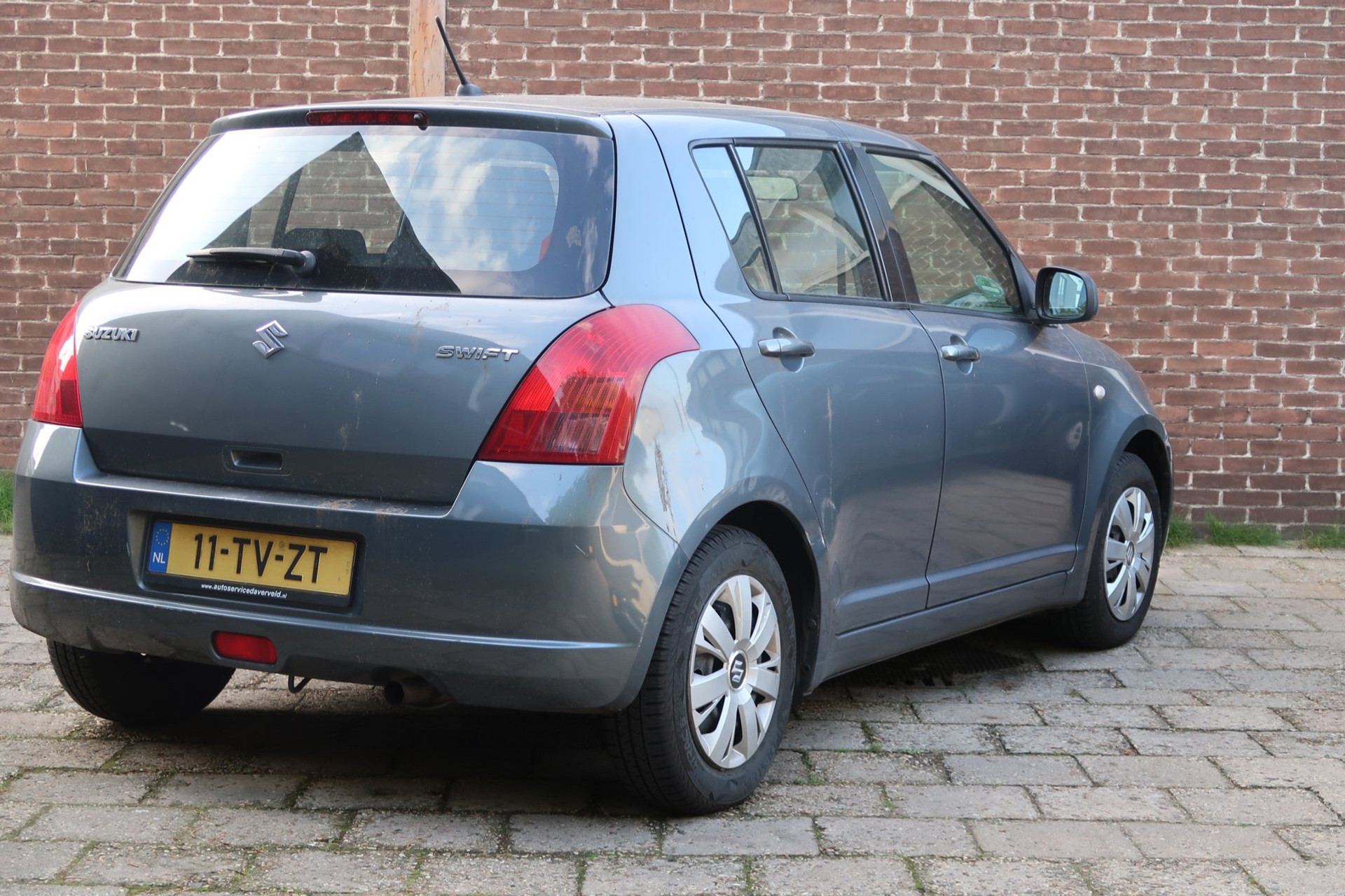 Suzuki Swift 1.3 Shogun *Zo meenemenprijs *AIRCO 56896223-1.jpg | Kose Autos