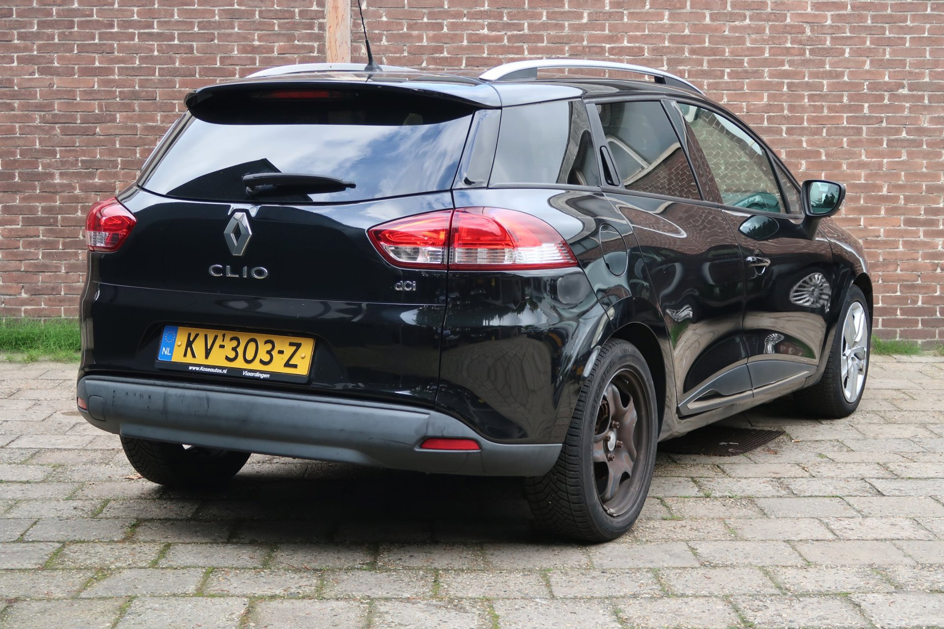 Renault Clio Estate 1.5 dCi Ecoleader Zen *Rijklaarprijs 56969324-1.jpg | Kose Autos