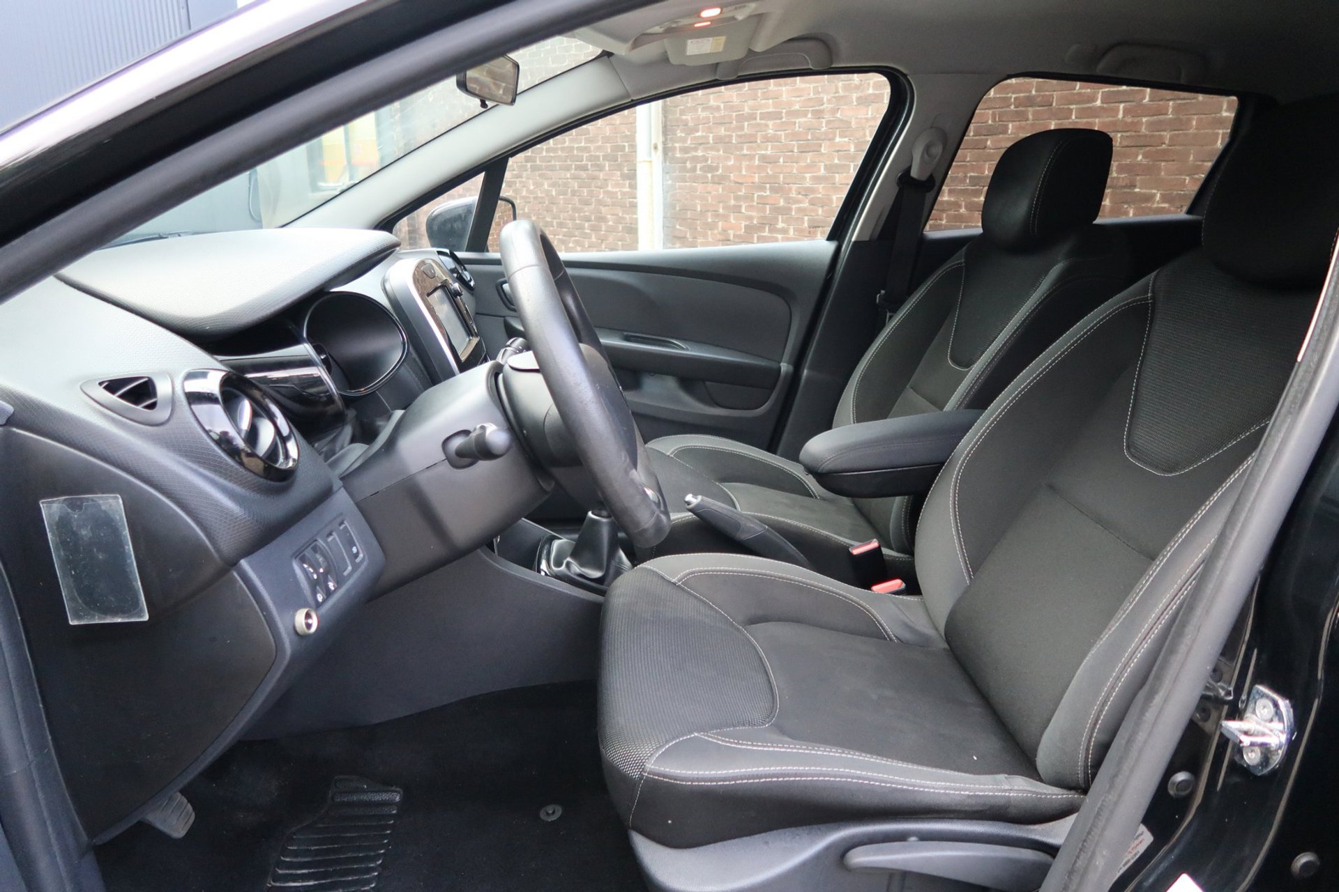 Renault Clio Estate 1.5 dCi Ecoleader Zen *Rijklaarprijs 56969324-2.jpg | Kose Autos