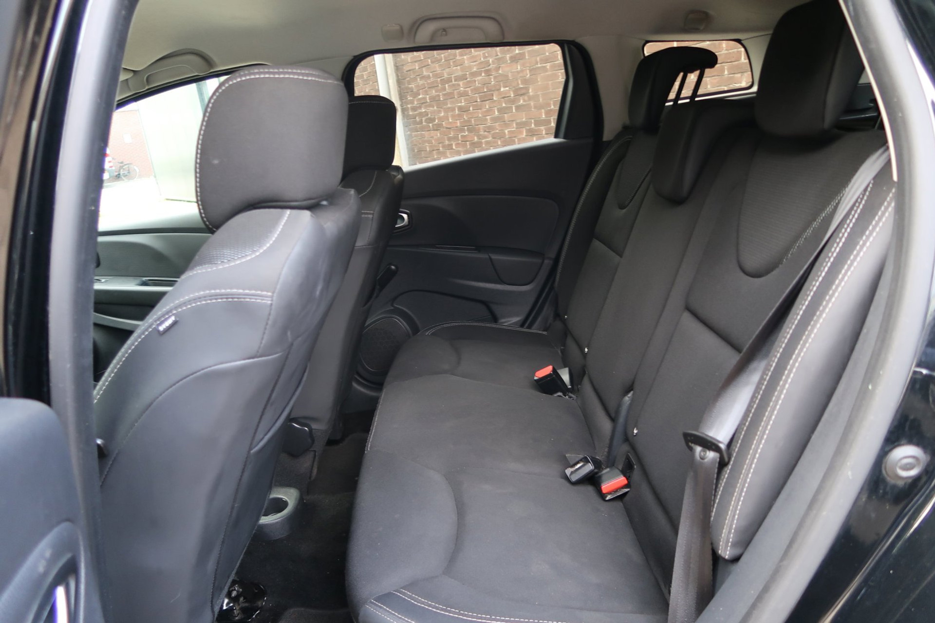 Renault Clio Estate 1.5 dCi Ecoleader Zen *Rijklaarprijs 56969324-4.jpg | Kose Autos