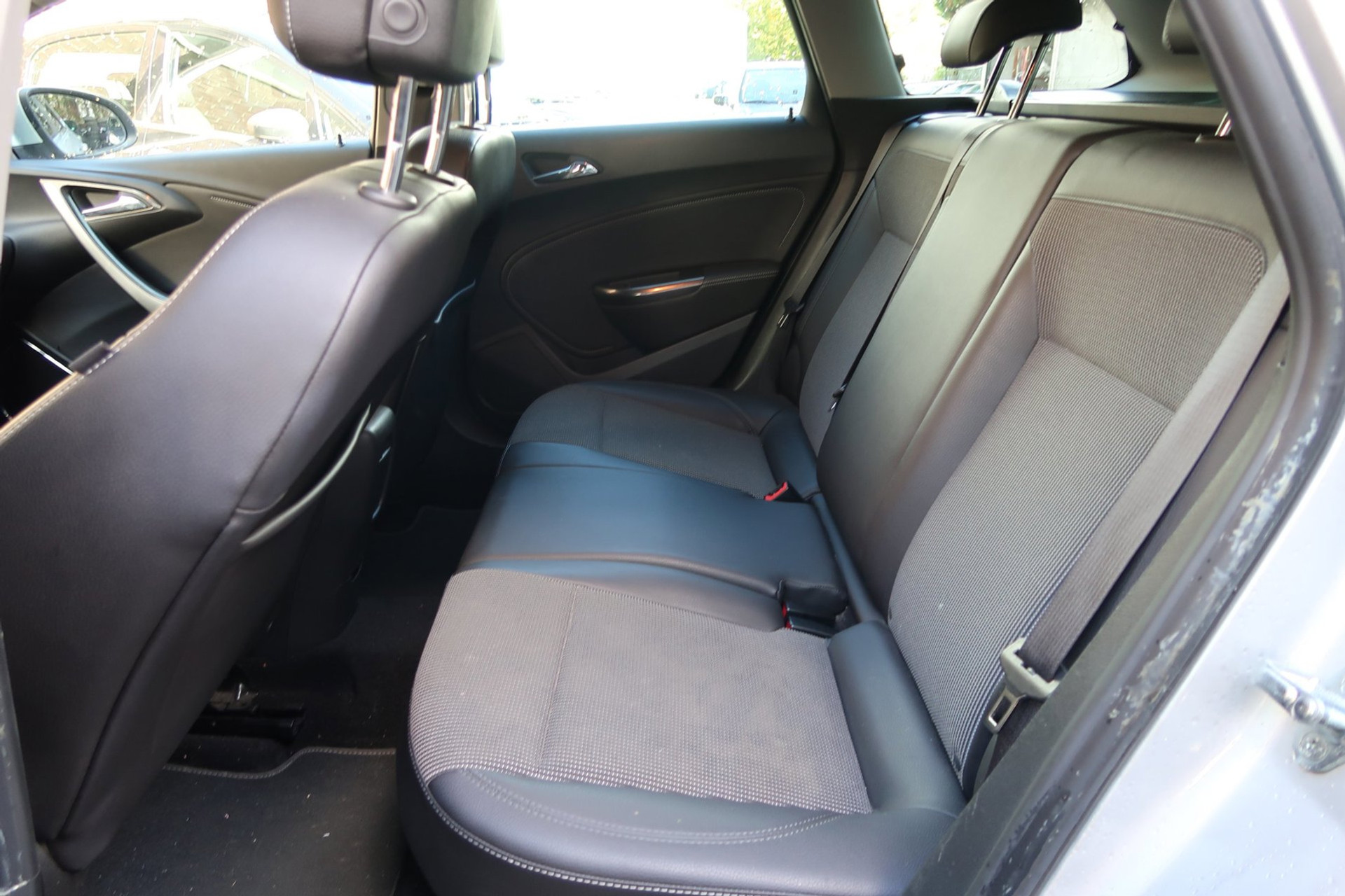 Opel Astra Sports Tourer 1.4 Turbo Cosmo *Rijklaarprijs *NAP *Volledig onderhouden! 57515063-4.jpg | Kose Autos