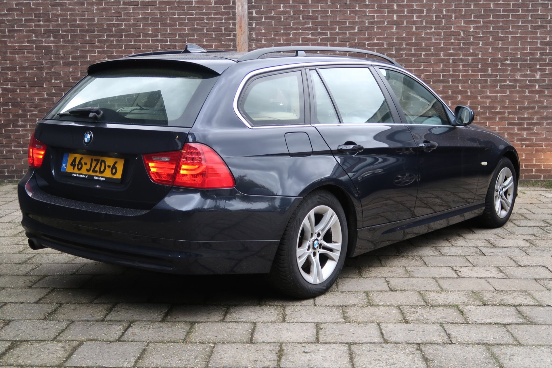 BMW 3 Serie Touring 318i Business Line *Rijklaarprijs *NAP *APK *Onderhouden 57598291-1.jpg | Kose Autos