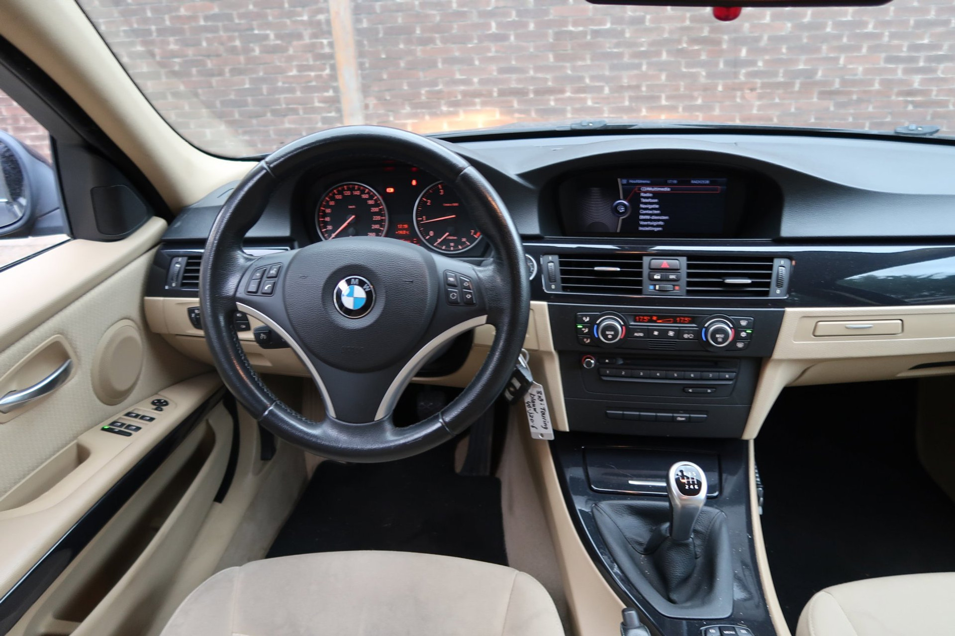BMW 3 Serie Touring 318i Business Line *Rijklaarprijs *NAP *APK *Onderhouden 57598291-3.jpg | Kose Autos