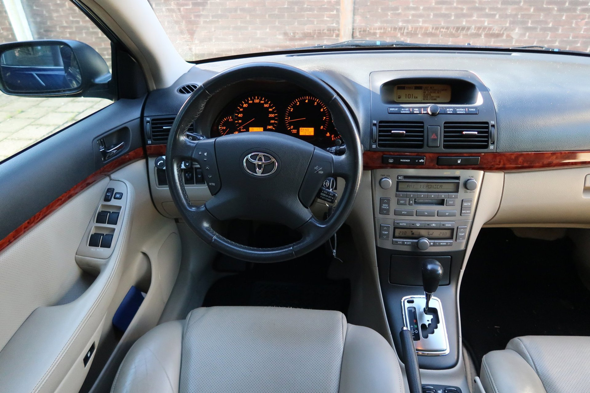 Toyota Avensis 2.0 VVTi Executive *Rijklaarprijs *NAP *Toyota Onderhouden! 57624483-3.jpg | Kose Autos