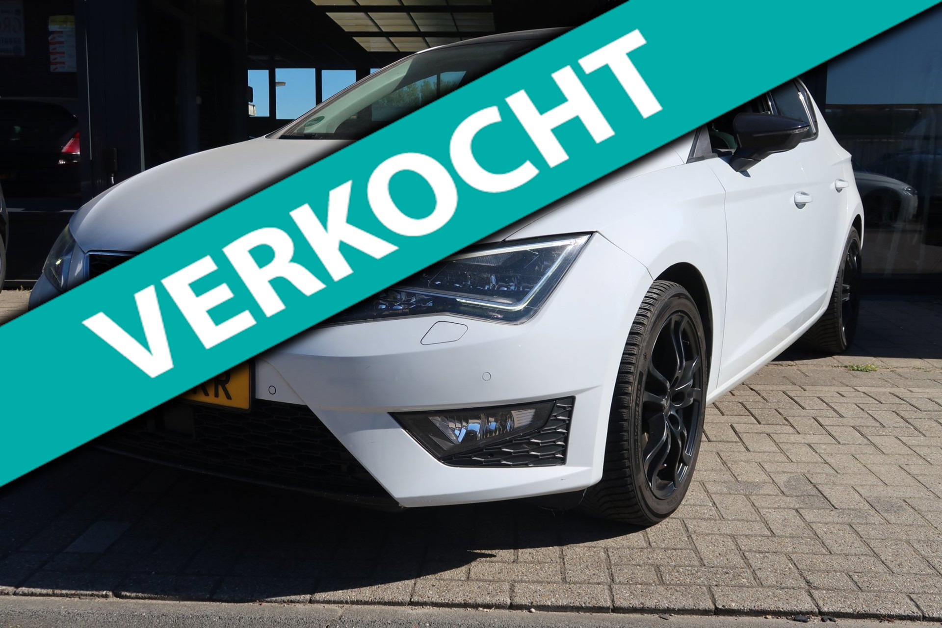 SEAT Leon 1.8 TSI FR Connect *Rijklaarprijs *Panaromadak *Alcantara bekleding *Automaat 55834453-0.jpg | Kose Autos